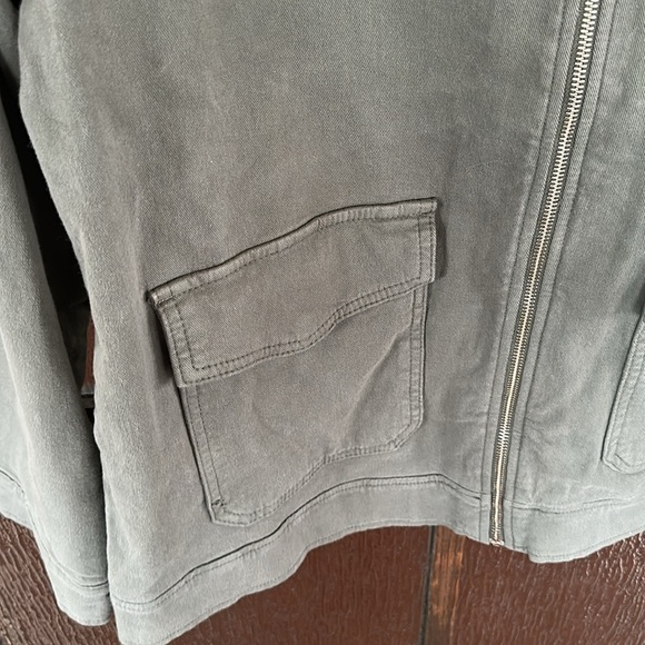 Anine Bing
Henry Stretch-Cotton Jacket size Small NWT - Picture 9 of 12